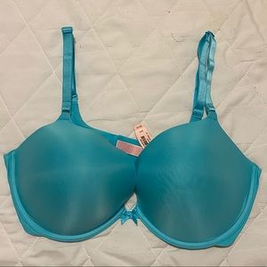 NWT - Victoria’s Secret Padded Push Up Bra